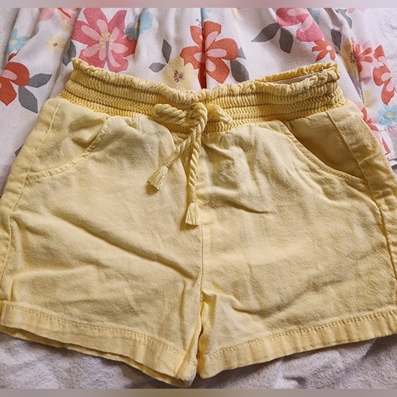 Baby Girl Outfit - 12 months - Picture 3 of 6